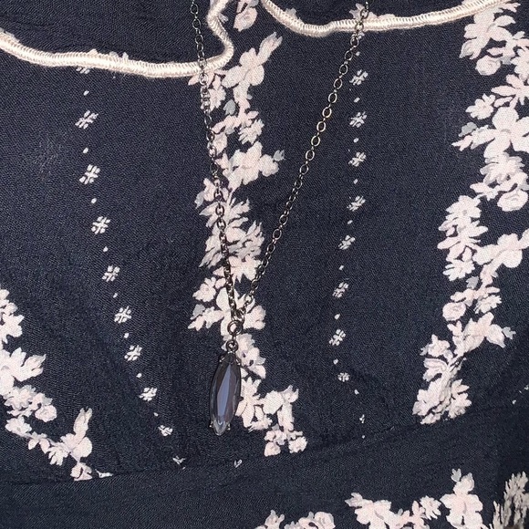 Free People ruffled long sleeve crop blouse Navy Blue and off white Large - Picture 5 of 11